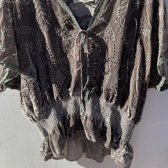 Love Johnny Was Silk Blend Velvet Eyelet Lace Ruched Boho Top M - Picture 3 of 12
